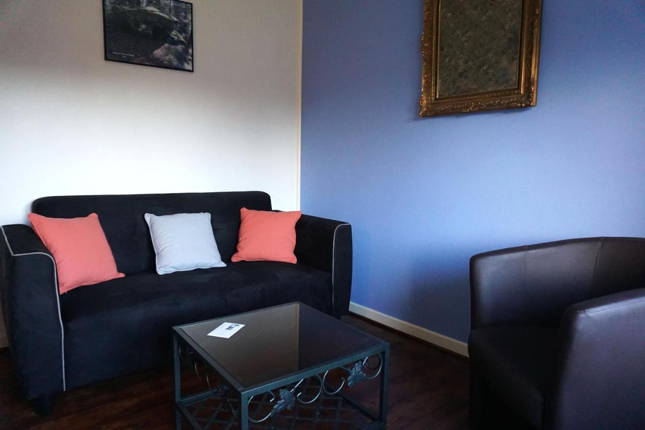 Les Neuf Bouleaux Bed & Breakfast Job Luaran gambar