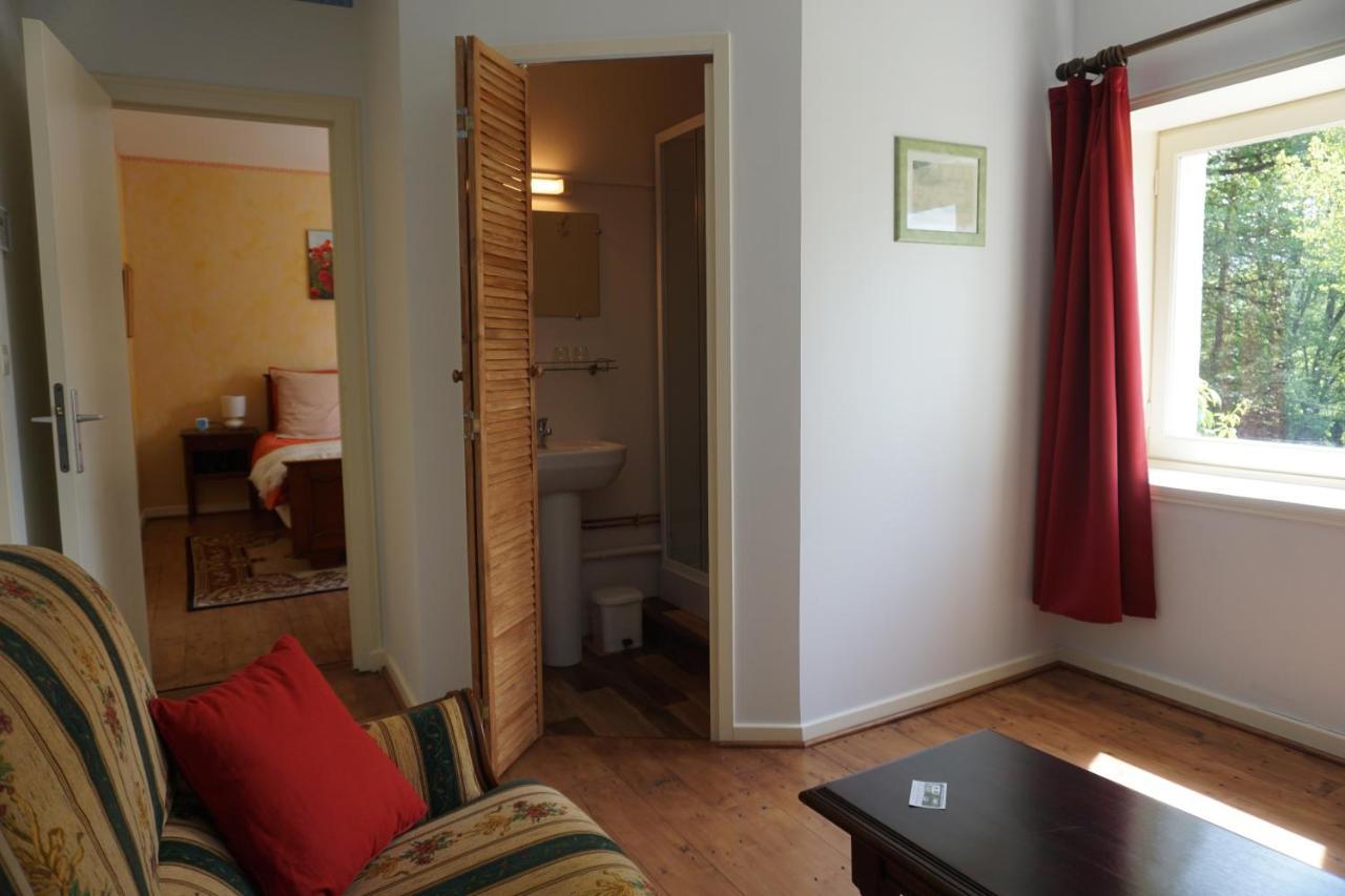 Les Neuf Bouleaux Bed & Breakfast Job Luaran gambar